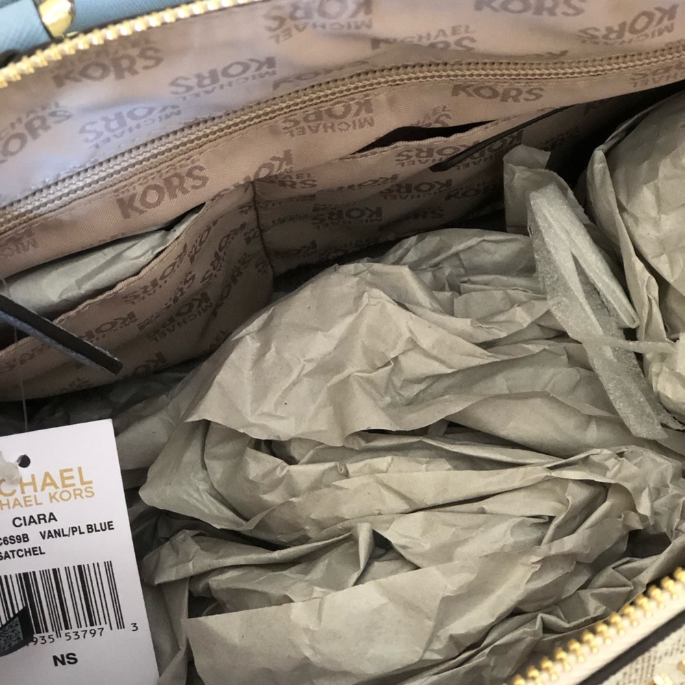 NWT Michael Kors LG Ciara Handbag&wallet&pom pom - Picture 7 of 8